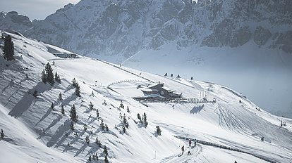 Beim Winterwandern die Dolomiten von ihrer ruhigen Seite kennenlernen